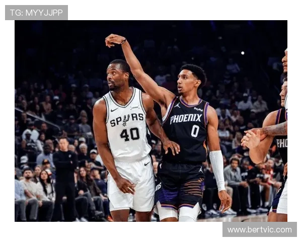 布克28+13卡斯尔爆发太阳强势力克马刺终结对手开季五连胜